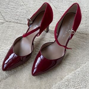 Franco Sarto cherry red patent/suede pumps 8M